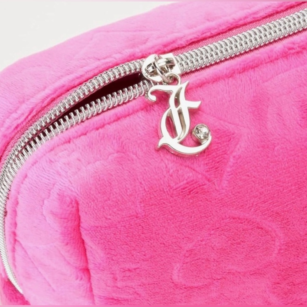 NWT Juicy Couture Women's Cosmetics Travel Wedge Pouch, Hot Pink - Picture 4 of 6